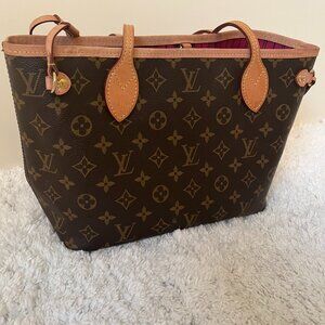 Louis Vuitton Neverfull PM Monogram with Pouch Pochette Tote Purse Fuchsia Pink